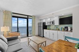 4800 S Ocean Blvd. photo 4