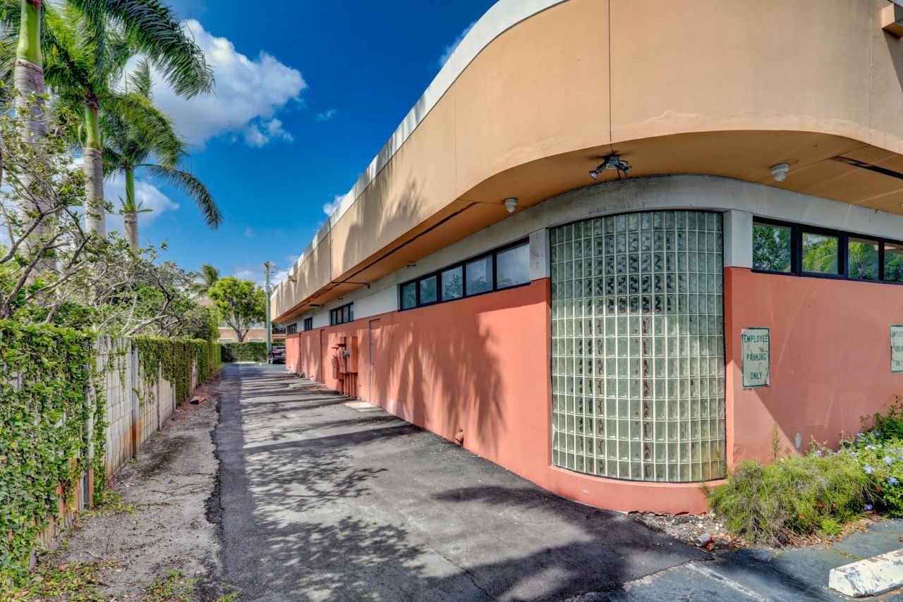 3537 Forest Hill Boulevard, West Palm Beach, FL 33406 Photo