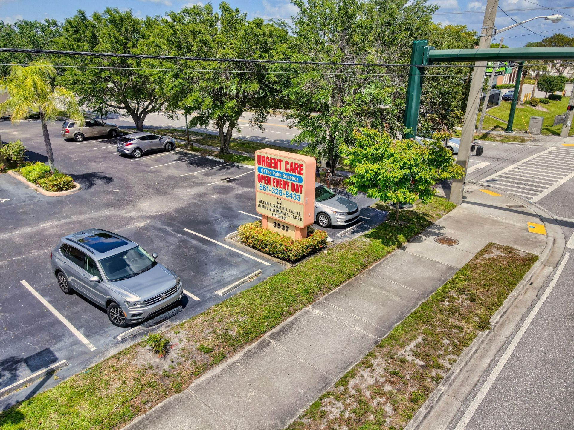 3537 Forest Hill Boulevard, West Palm Beach, FL 33406 Photo
