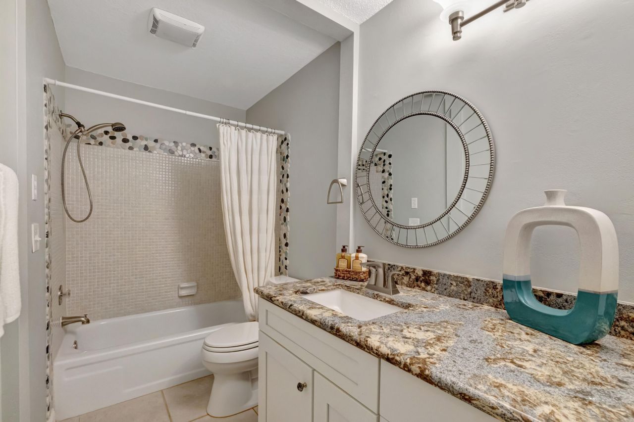 215 Manatee Lane, Unit B, Fort Pierce, FL 34952 Photo