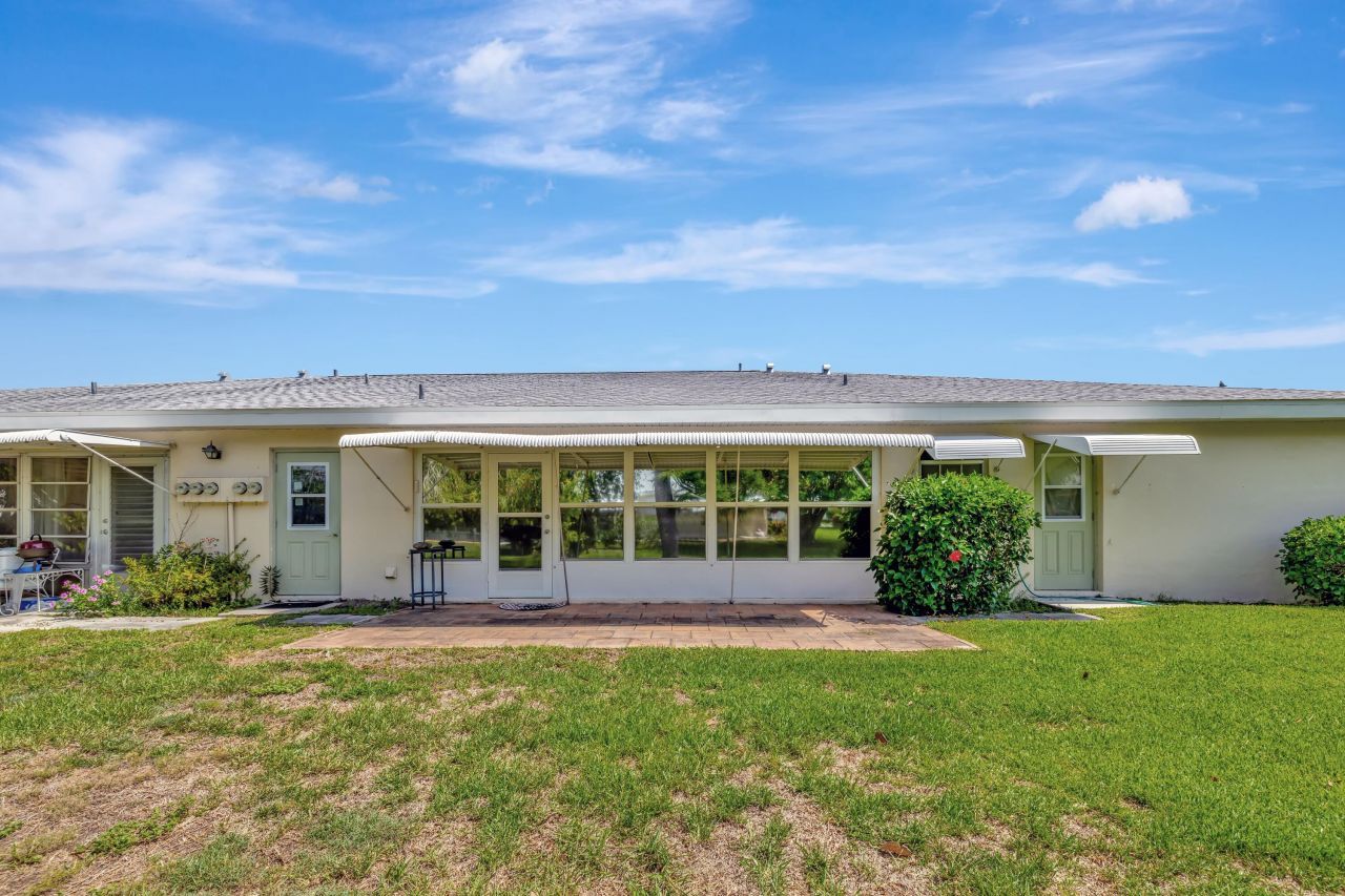 215 Manatee Lane, Unit B, Fort Pierce, FL 34952 Photo