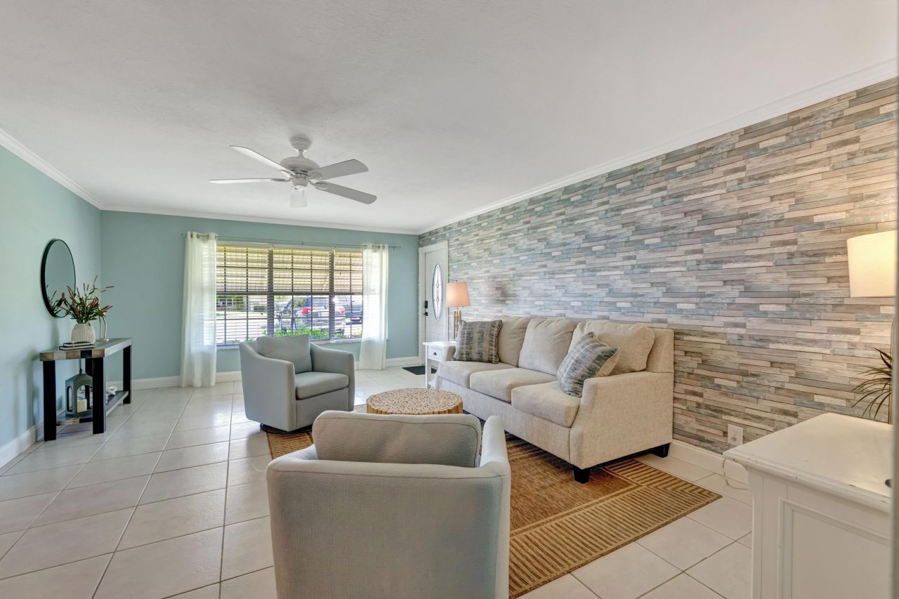 215 Manatee Lane, Unit B, Fort Pierce, FL 34952 Photo