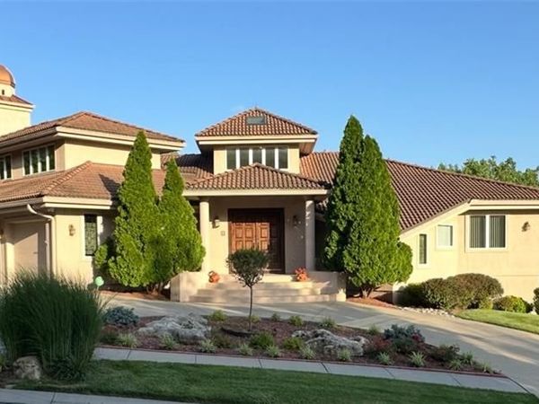 19403 W 64th Terrace, Shawnee, KS 66218