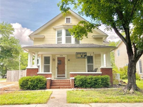 406 S 6th Street, Burlington, KS 66839