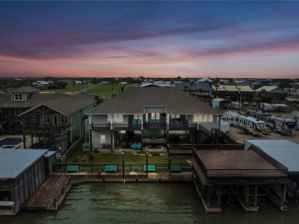 2719 Stella, Port O'Connor, TX 77982