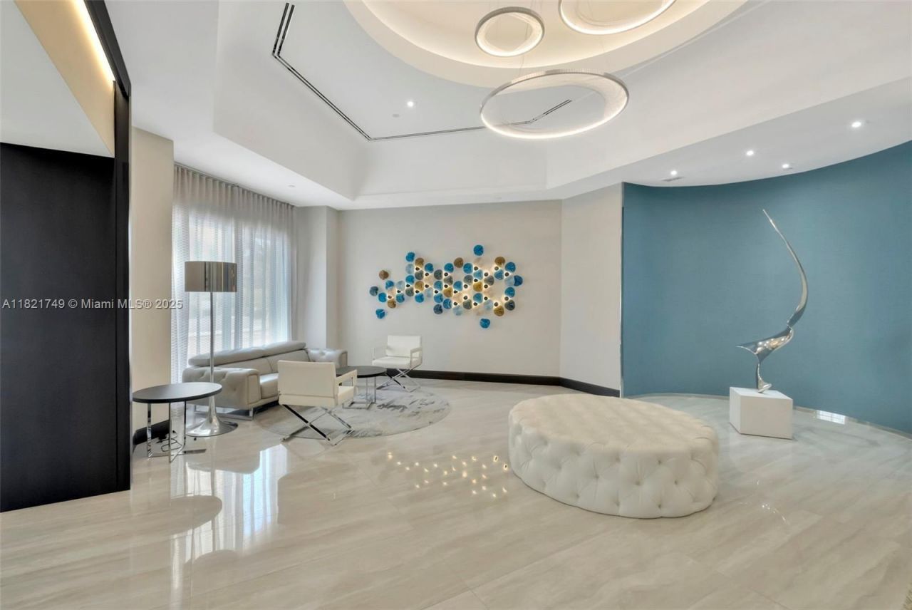 16425 Collins Ave, Unit 311, Sunny Isles Beach, FL 33160 Photo