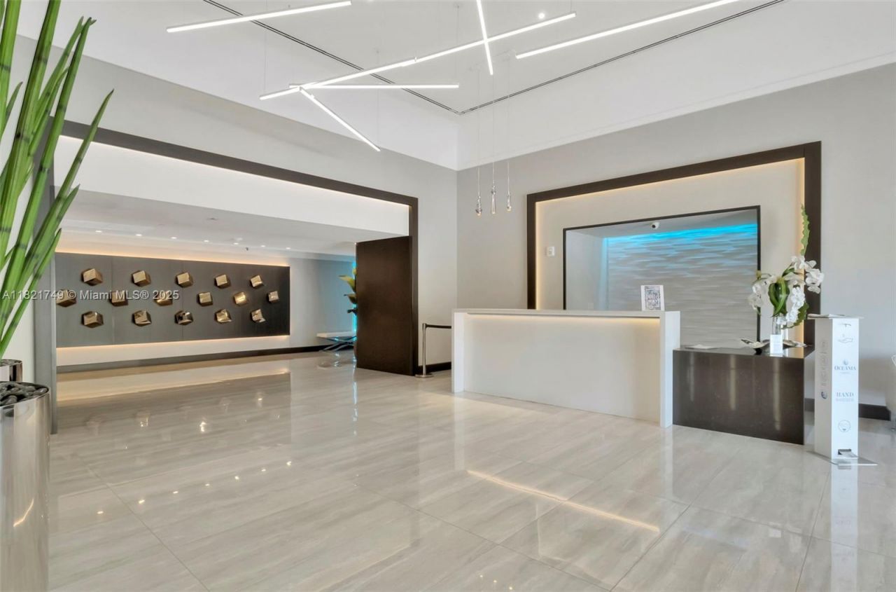 16425 Collins Ave, Unit 311, Sunny Isles Beach, FL 33160 Photo