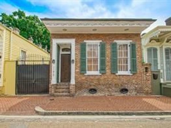 922 ST PETER Street, New Orleans, LA 70116