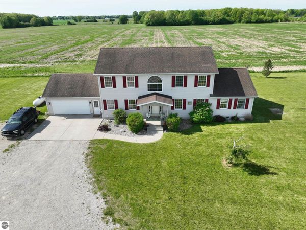 4606 Jordan Road E, Mt Pleasant, MI 48858