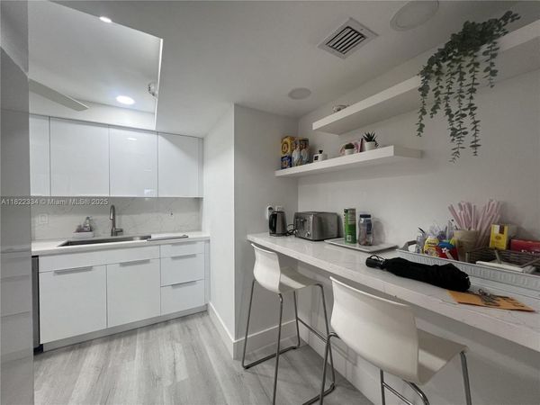 4900 N Ocean Blvd, Unit 212, Lauderdale By The Sea, FL 33308