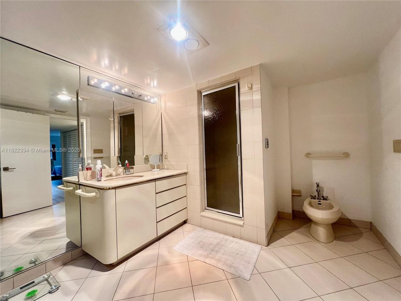 4900 N Ocean Blvd, Unit 212, Lauderdale by the Sea, FL 33308 Photo