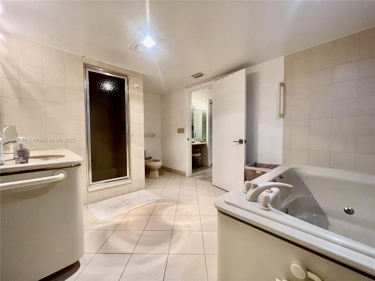 4900 N Ocean Blvd, Unit 212, Lauderdale by the Sea, FL 33308 Photo