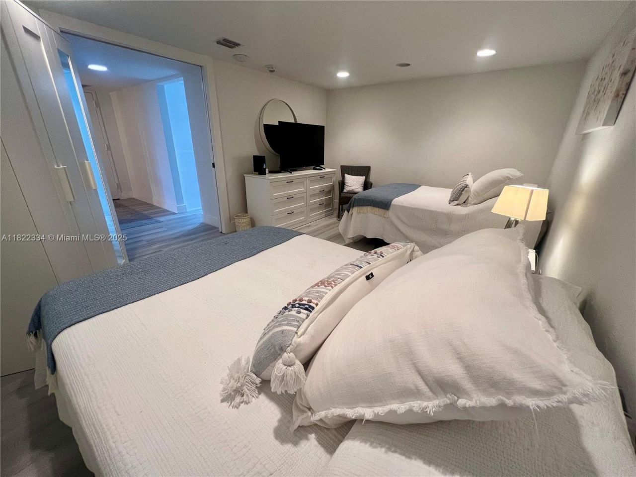 4900 N Ocean Blvd, Unit 212, Lauderdale by the Sea, FL 33308 Photo