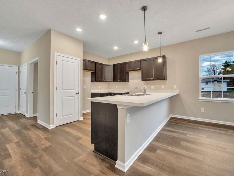 220 Alexander Drive, Elyria, OH 44035 Photo 7