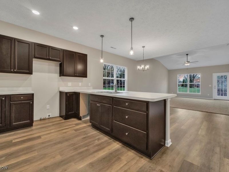 220 Alexander Drive, Elyria, OH 44035 Photo 9