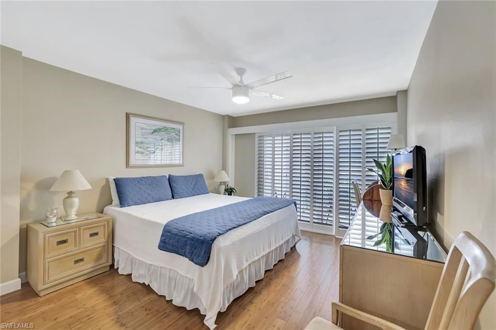 1300 Gulf Shore Blvd N, Unit 410, Naples, FL 34102 Photo