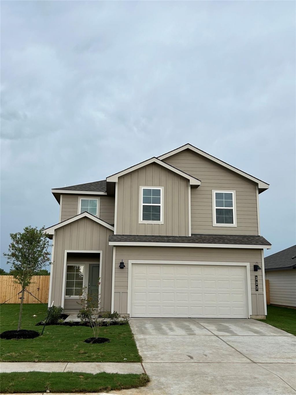 322 Randall Pl, Rockdale, TX 76567 Main Photo