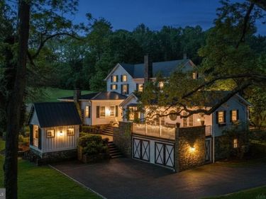 282 CRABAPPLE LANE, EAST STROUDSBURG, PA 18302