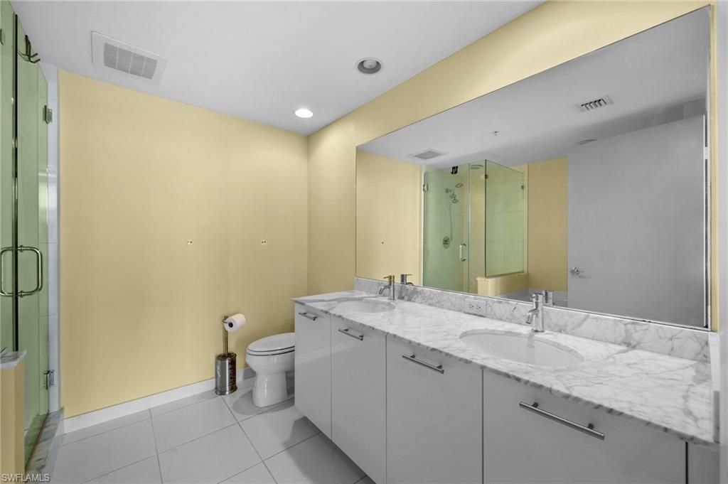 3000 Oasis Grand Blvd, Unit 906, Fort Myers, FL 33916 Photo