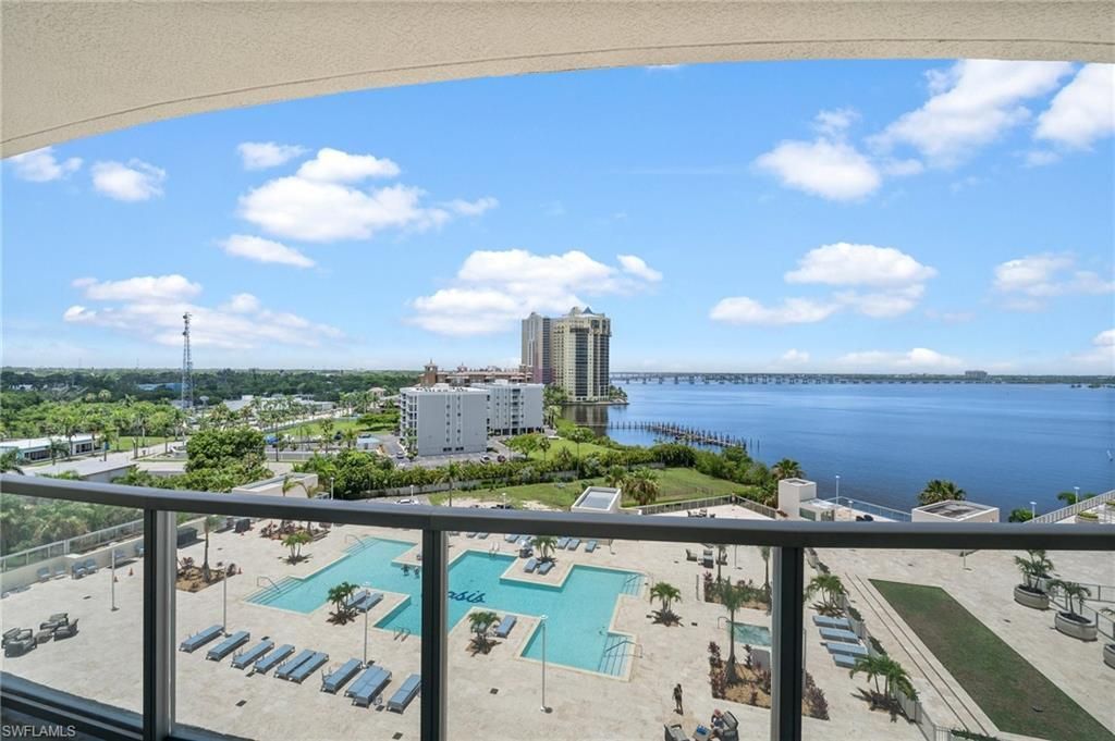 3000 Oasis Grand Blvd, Unit 906, Fort Myers, FL 33916 Photo