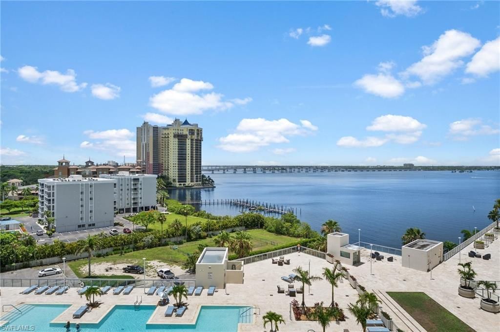 3000 Oasis Grand Blvd, Unit 906, Fort Myers, FL 33916 Photo