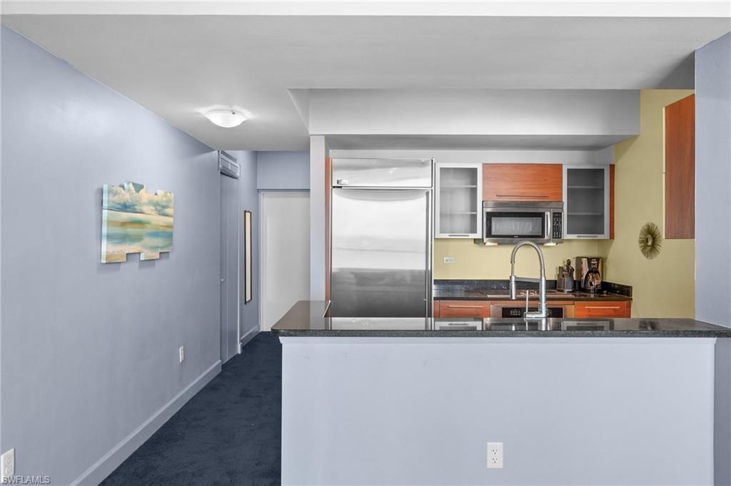 3000 Oasis Grand Blvd, Unit 906, Fort Myers, FL 33916 Photo