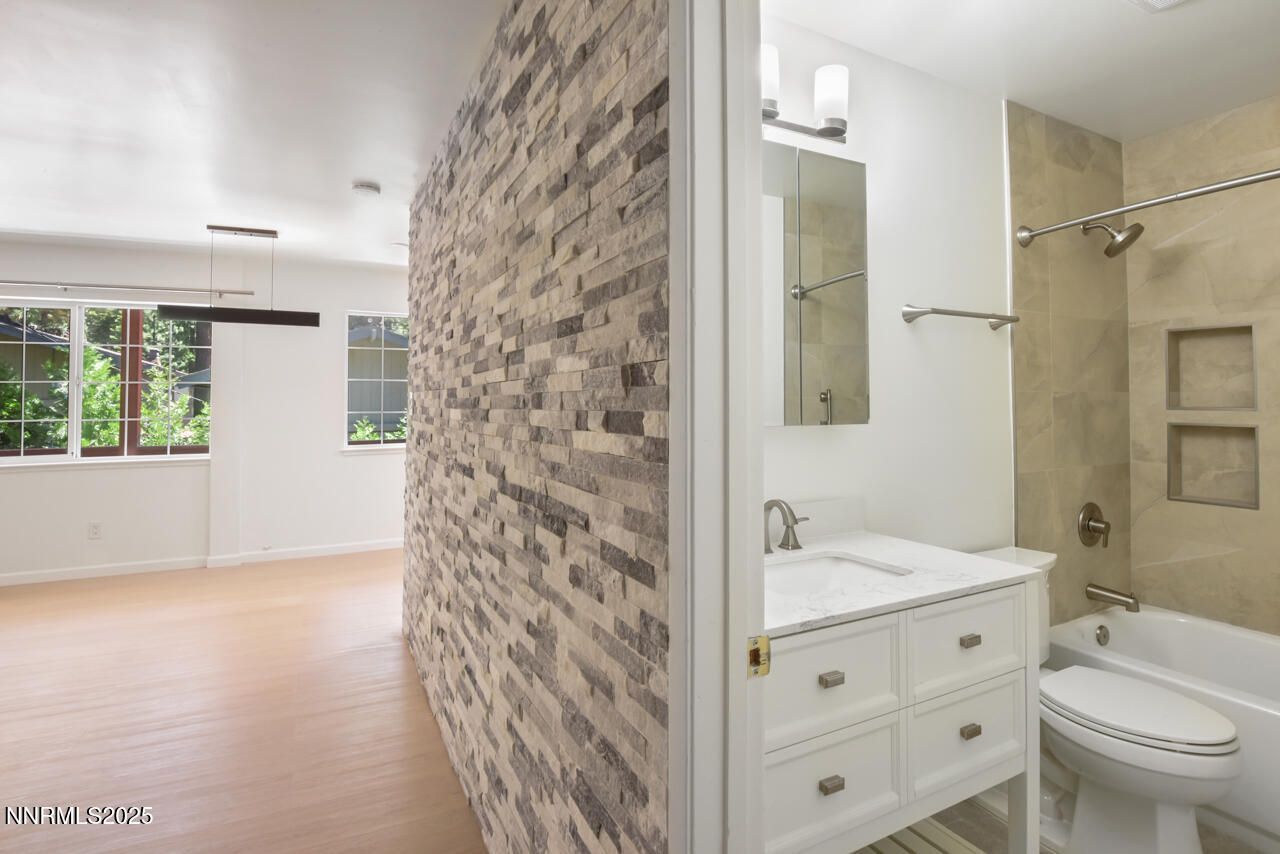 866 Southwood Boulevard, Incline Village, NV 89451 Photo