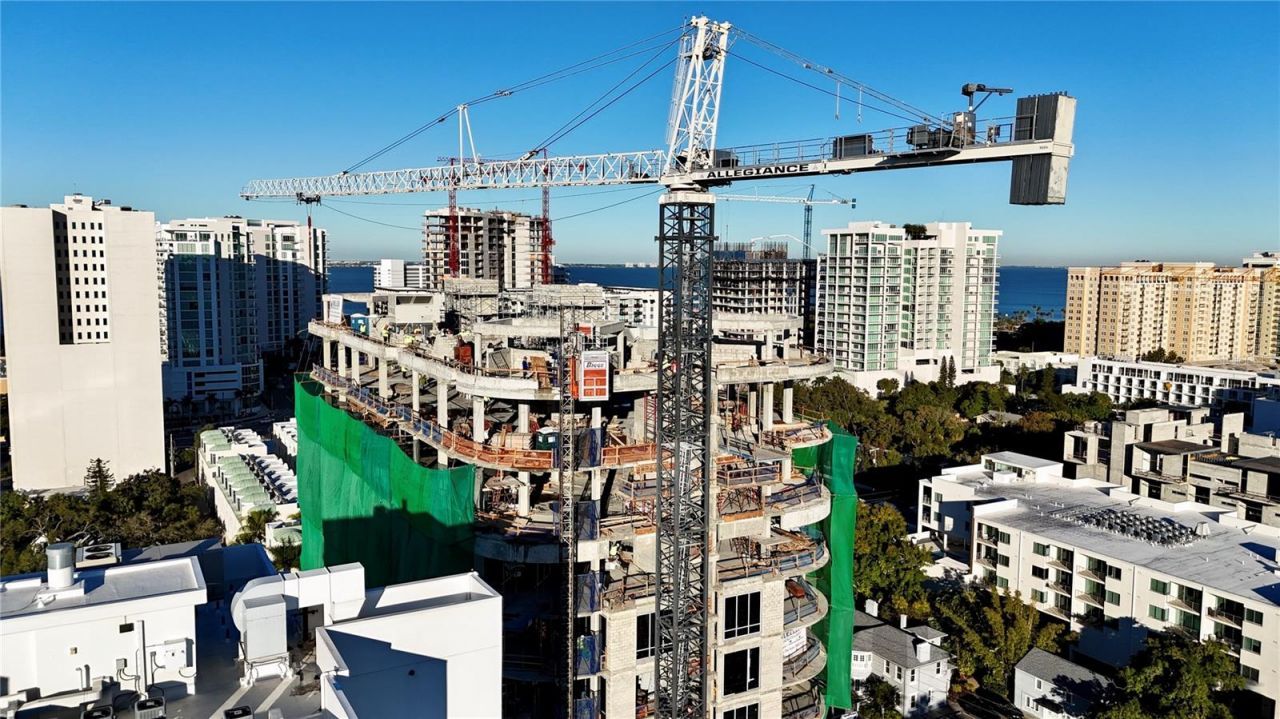 290 Cocoanut Avenue, Unit 601, Sarasota, FL 34236 Photo