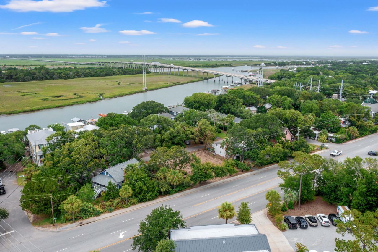 1103 Palm Boulevard Photo 14