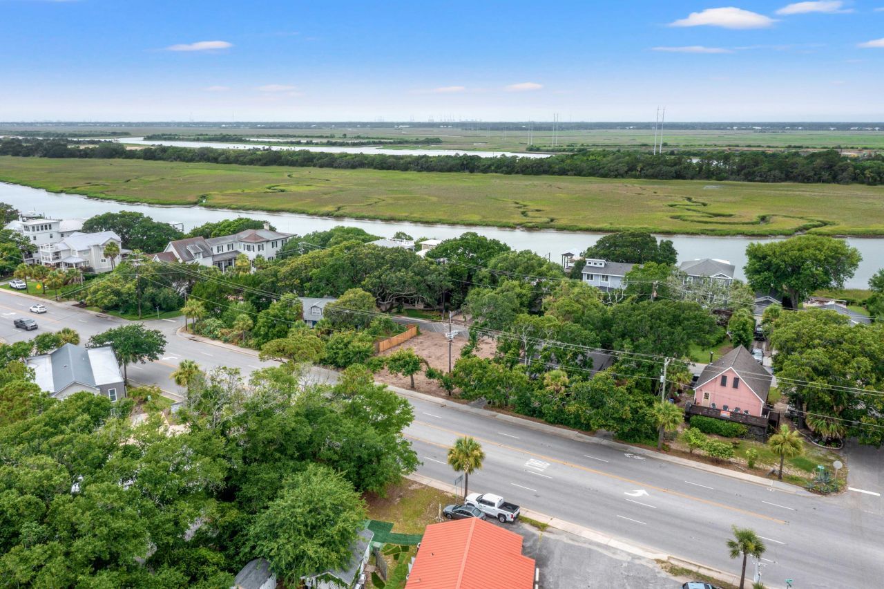 1103 Palm Boulevard Photo 16