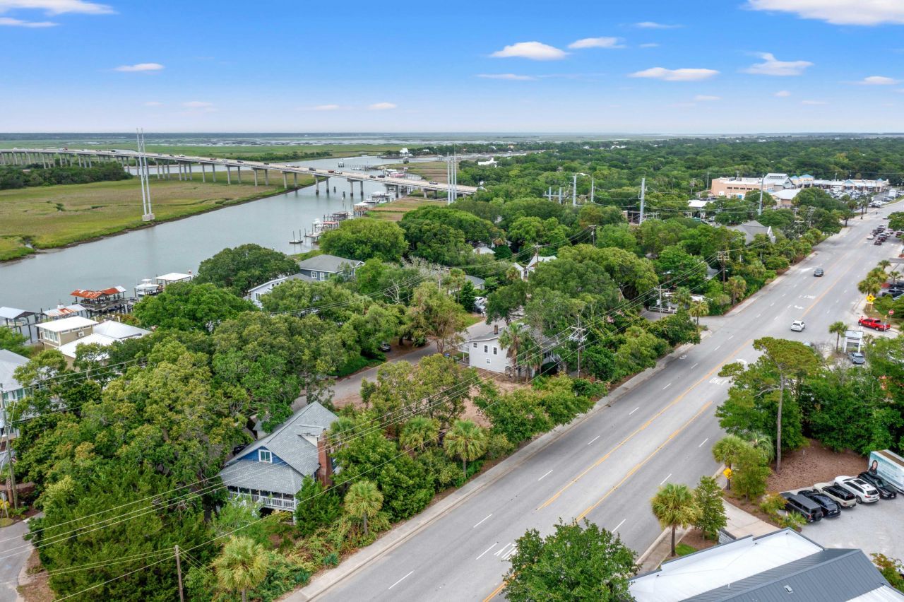 1103 Palm Boulevard Photo 20