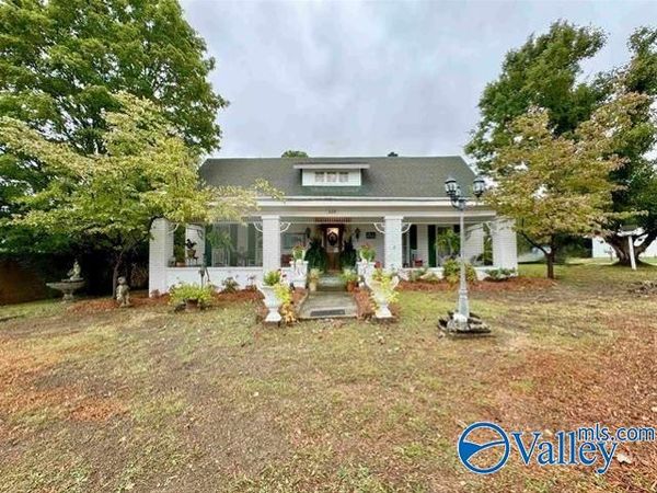 225 Main Street, Cherokee, AL 35616