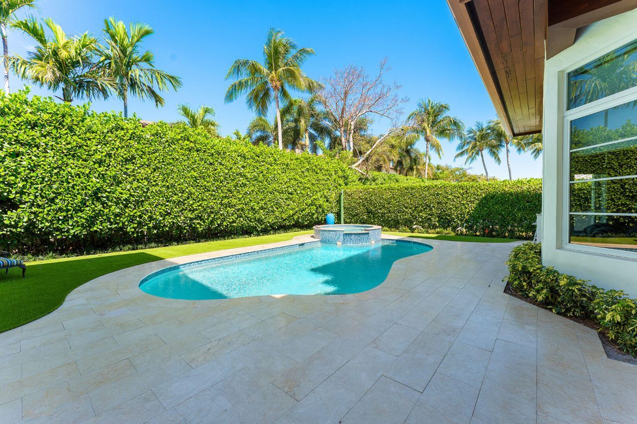 2233 Date Palm Road, Boca Raton, FL 33432 Photo