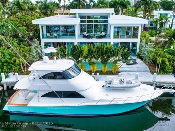 91 Fiesta Way, Fort Lauderdale, FL 33301