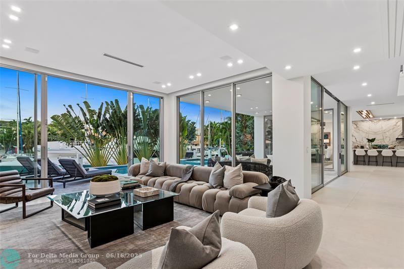 91 Fiesta Way, Fort Lauderdale, FL 33301 Photo