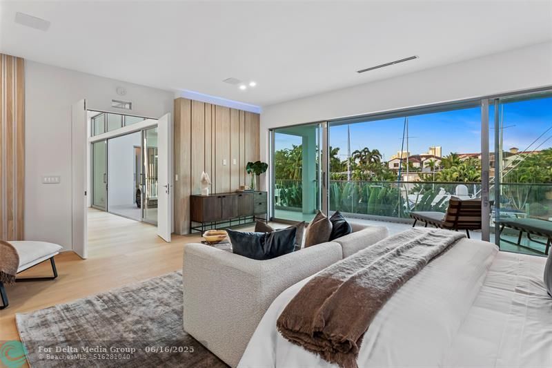 91 Fiesta Way, Fort Lauderdale, FL 33301 Photo