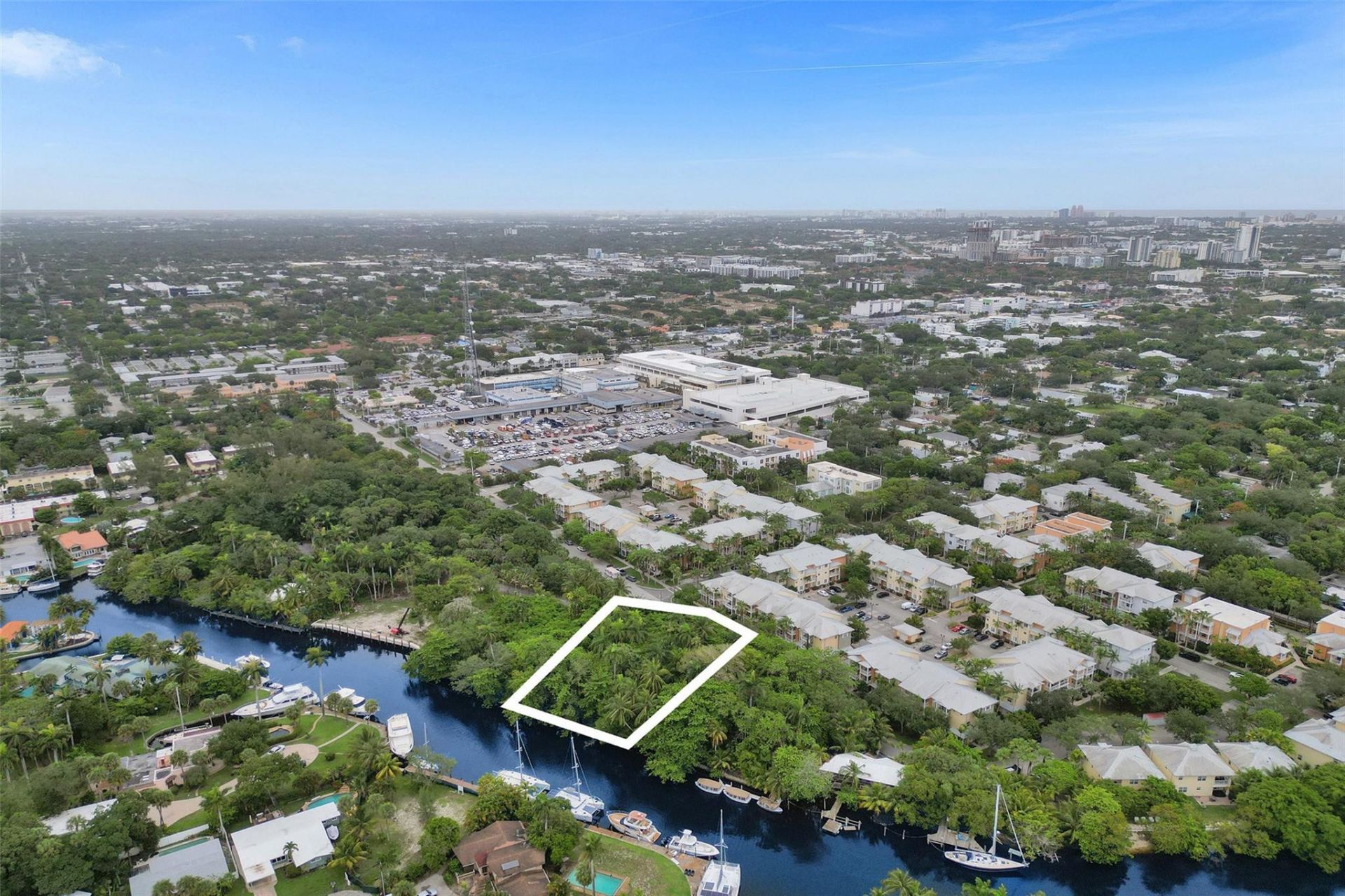 401 SW 14th Avenue, Fort Lauderdale, FL 33312 Photo