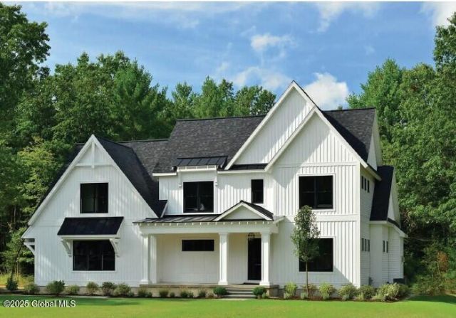 3 Magnolia Court, Milton, NY 12020 Main Photo