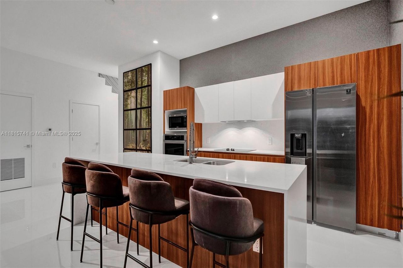 1801 NE 13th St, Unit 1823, Fort Lauderdale, FL 33304 Photo