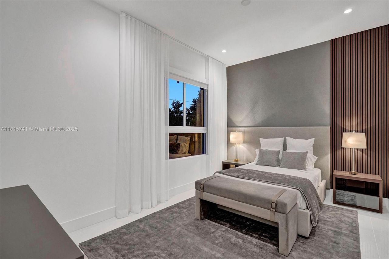 1801 NE 13th St, Unit 1823, Fort Lauderdale, FL 33304 Photo