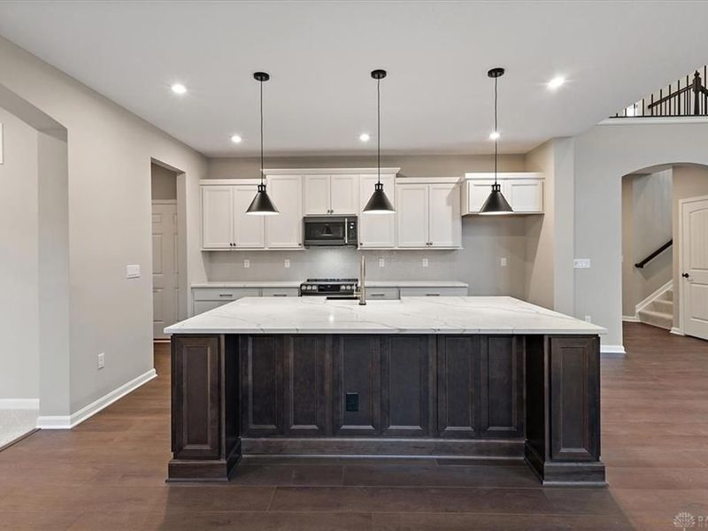 2379 Forest Oaks Drive, Beavercreek, OH 45431 Photo 3