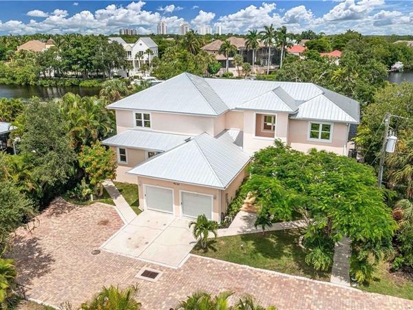 4230 Racoon Bay DR, BONITA SPRINGS, FL 34134