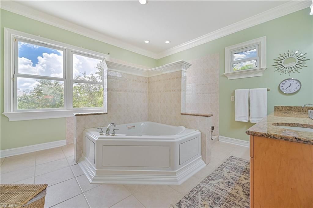 4230 Racoon Bay Dr, Bonita Springs, FL 34134 Photo