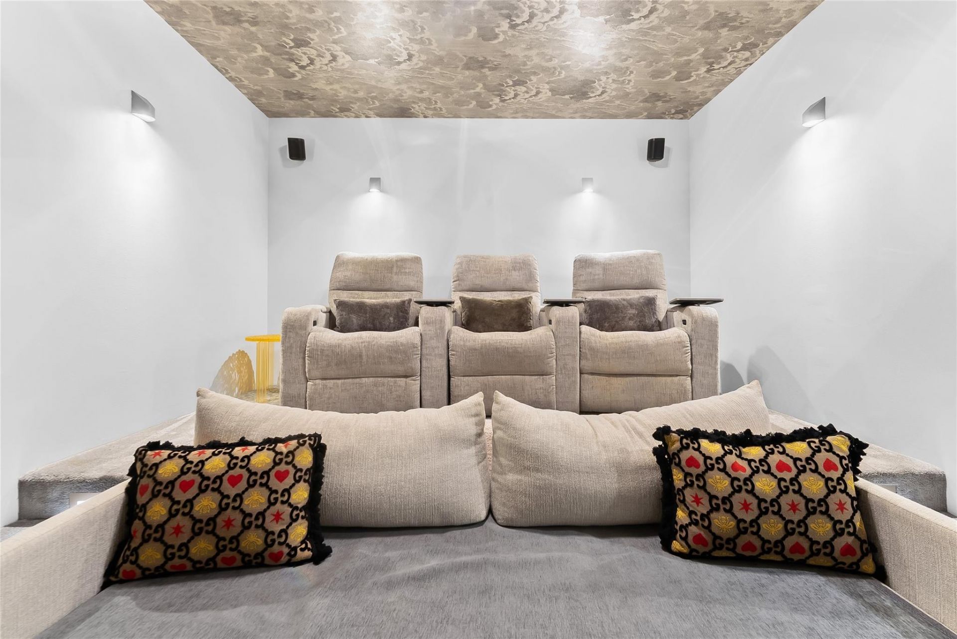 435 Bayshore Drive, Unit 702, Fort Lauderdale, FL 33304 Photo