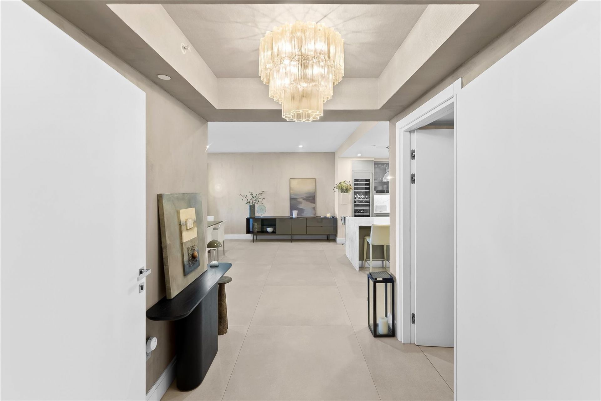 435 Bayshore Drive, Unit 702, Fort Lauderdale, FL 33304 Photo