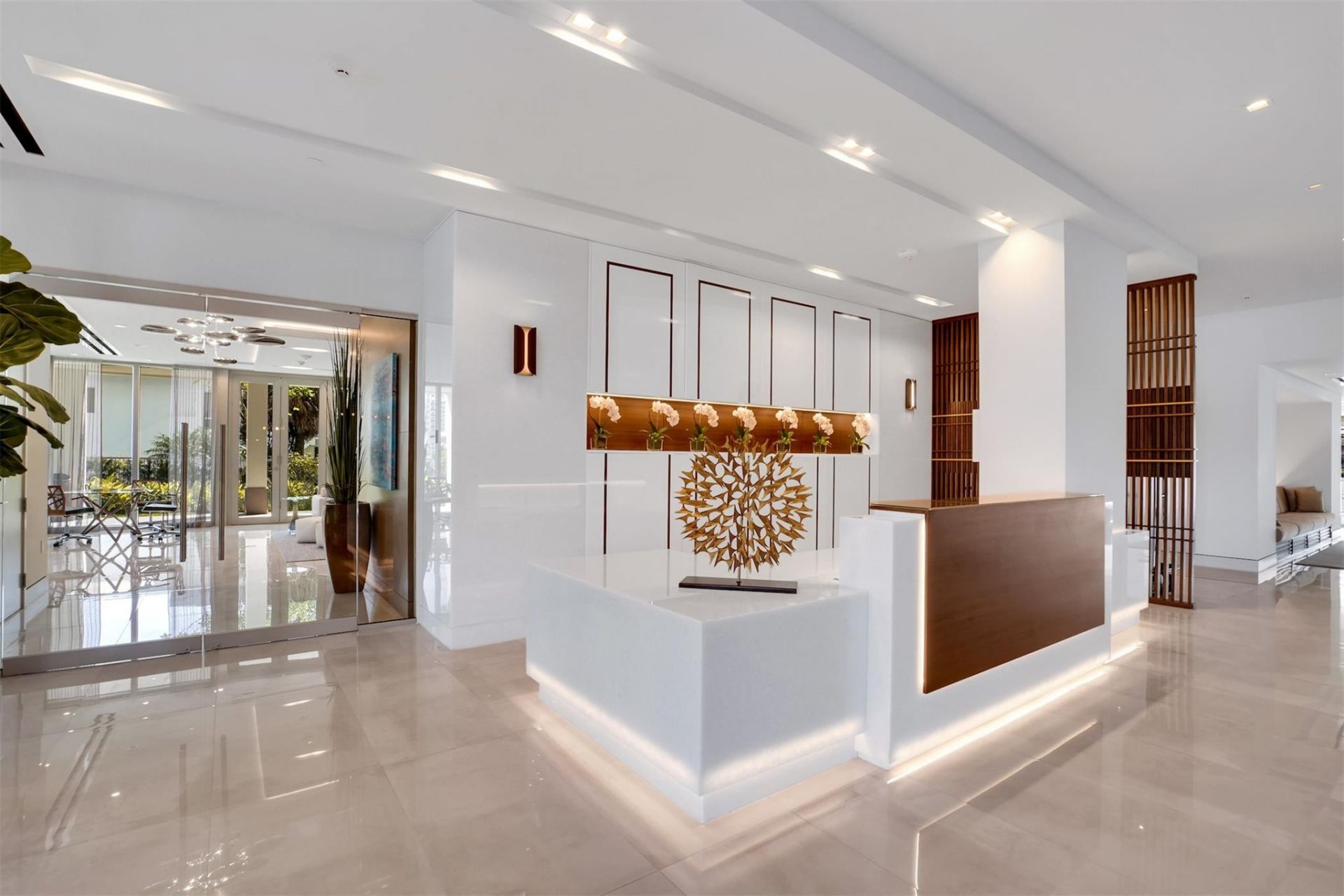 435 Bayshore Drive, Unit 702, Fort Lauderdale, FL 33304 Photo