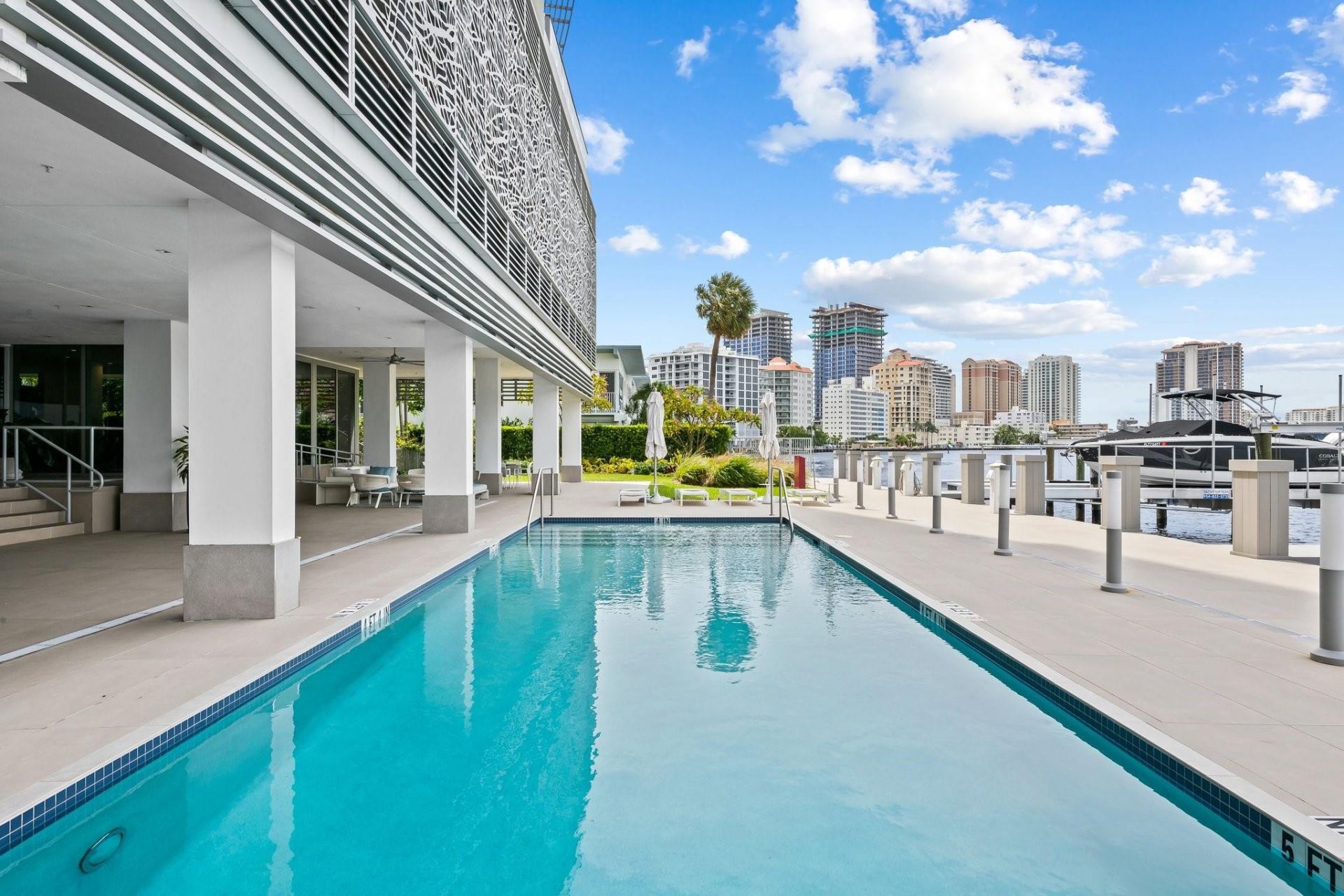 435 Bayshore Drive, Unit 702, Fort Lauderdale, FL 33304 Photo