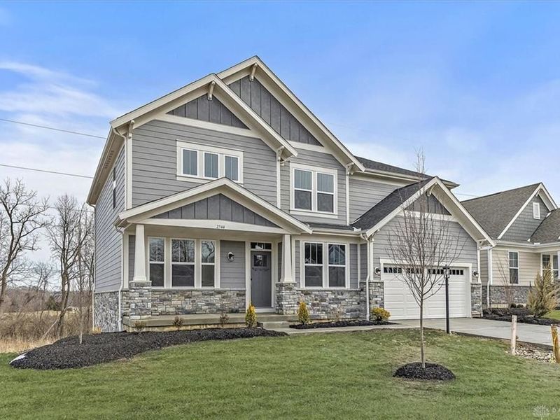 2544 Golden Leaf Drive, Beavercreek, OH 45431 Photo 1