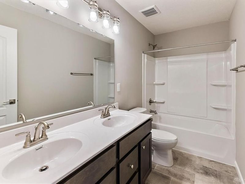 2544 Golden Leaf Drive, Beavercreek, OH 45431 Photo 20