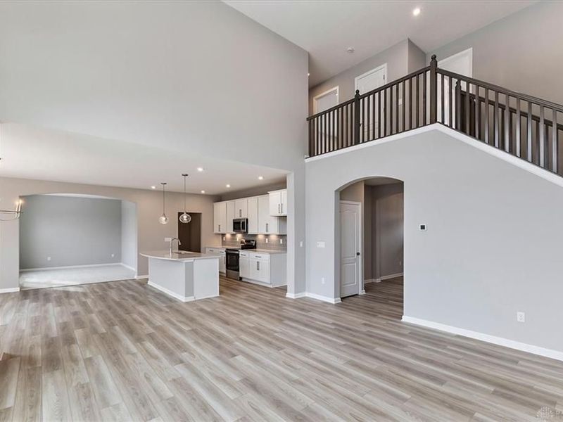 2544 Golden Leaf Drive, Beavercreek, OH 45431 Photo 7